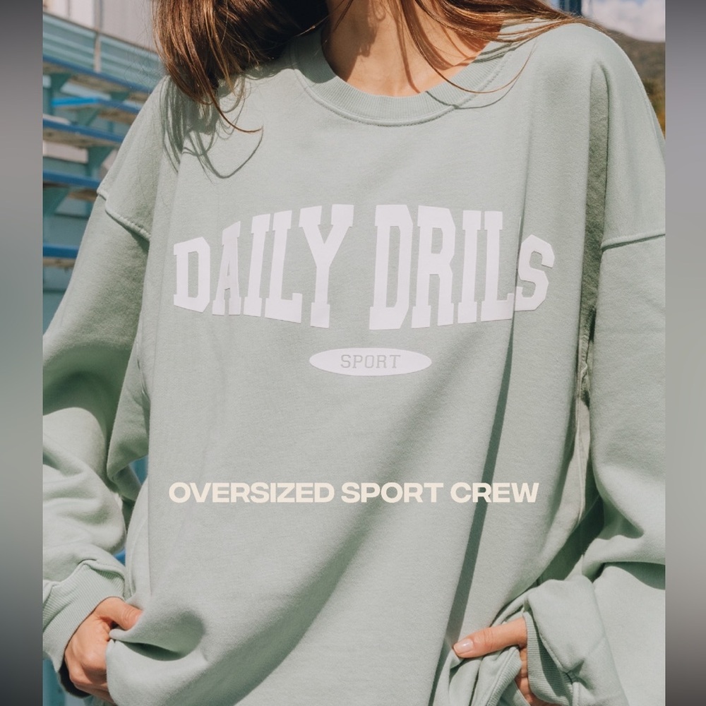 Daily Drills Logo Crew in Harbour